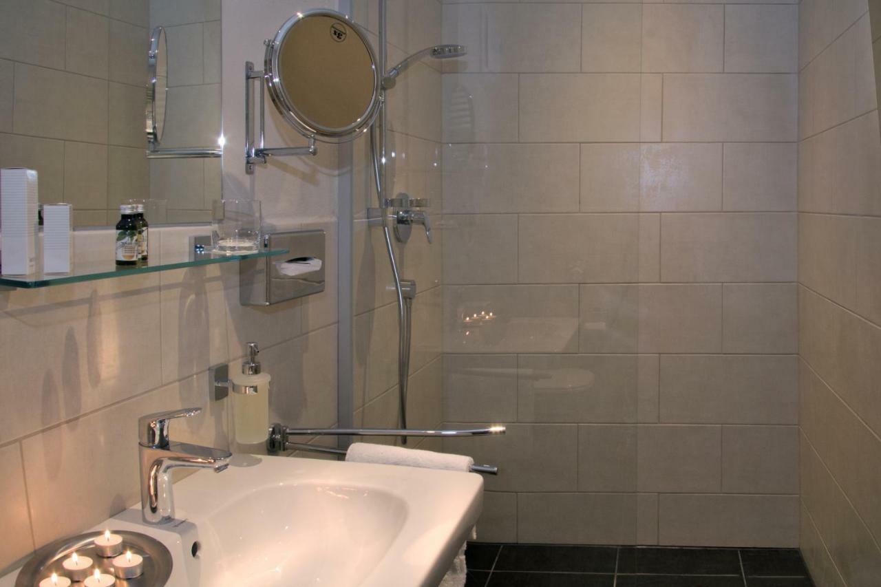 "Gutshof Lilienfein" - Medical Resort & Herbal Spa Im Suedschwarzwald Виден Екстериор снимка